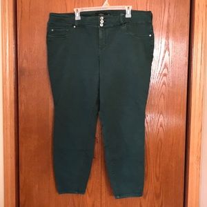 Torrid Dark Green Wash Jeggings Sz 24 Reg